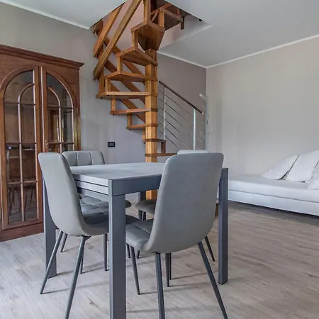 La Casa Delle Farfalle - Cir Vda Sarre 0001 Аоста