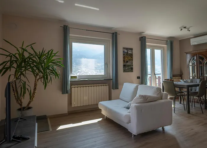 La Casa Delle Farfalle - Cir Vda Sarre 0001 * Аоста